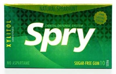 GUMA DO ŻUCIA Z KSYLITOLEM O SMAKU MIĘTY KĘDZIERZAWEJ BEZGLUTENOWA 10 SZTUK (12 g) - SPRY #1